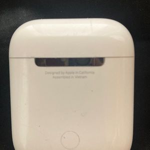 apple airpods charging case